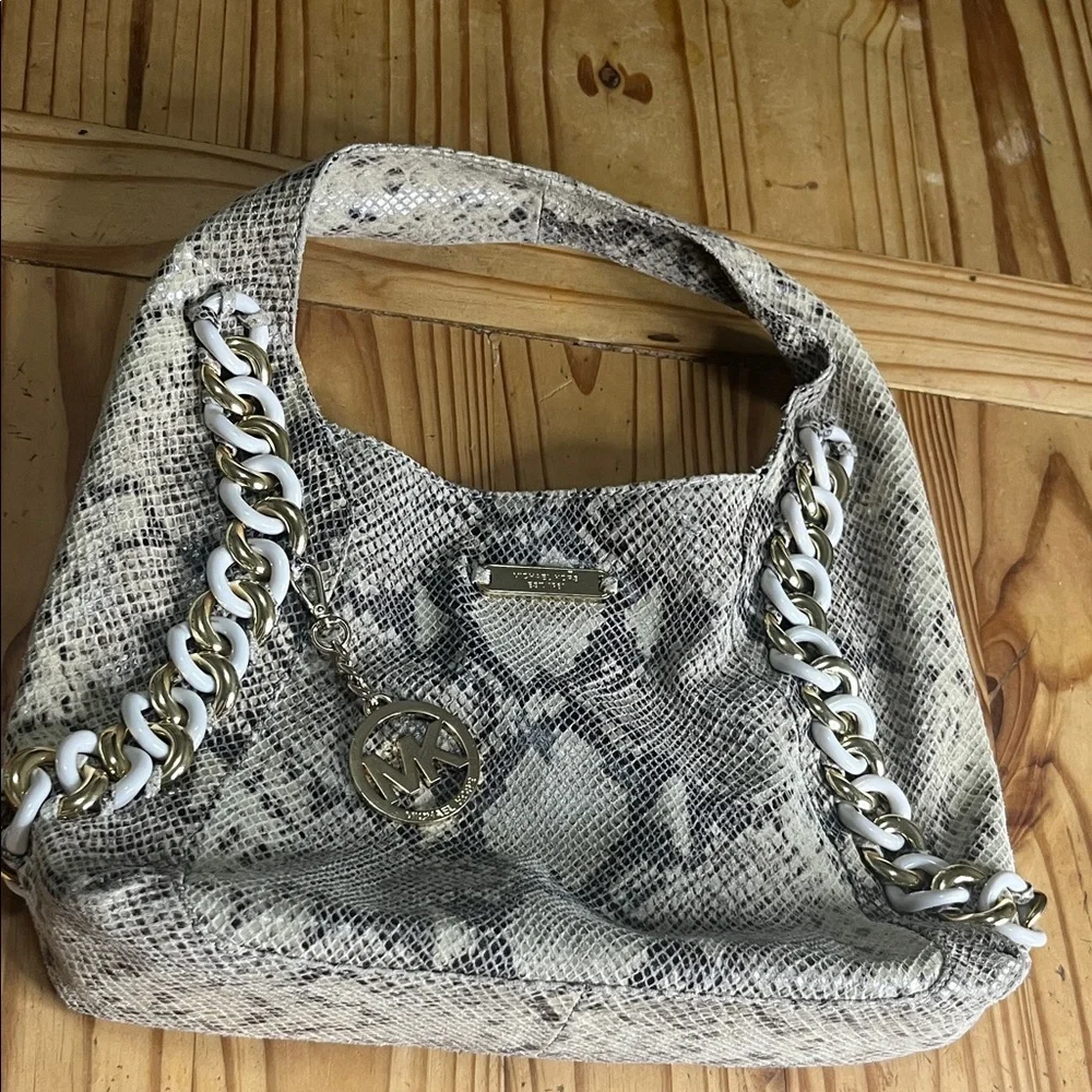 Michael Kors Python Embossed Boho - Picture 2 of 12